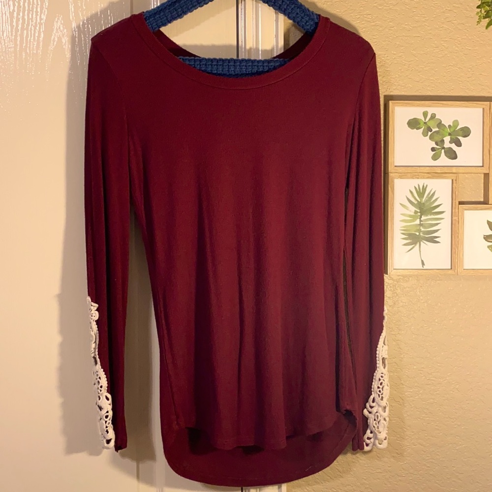 Long sleeve maroon shirt!!!